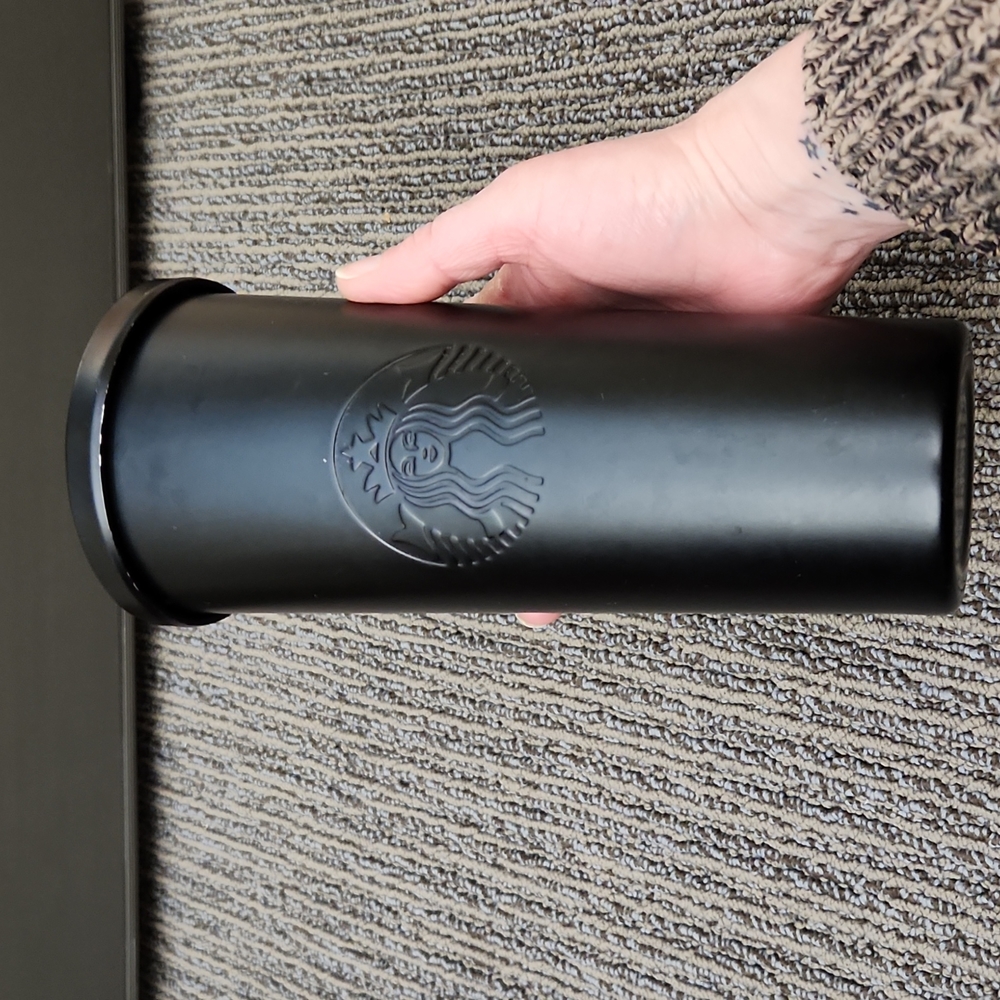 Starbucks Black 24oz Cold Cup